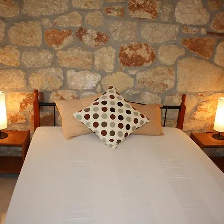Stone House Nike Holiday home Ormilia